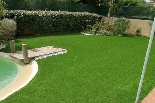 Gazon-synthetique-professionnel-villeneuve loubet